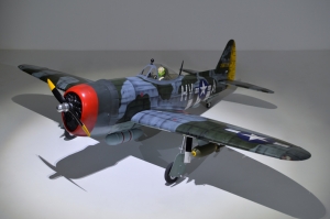 [Phoenix] 2005mm Thunderbolt P-47 25-35cc EP/GP ARF 