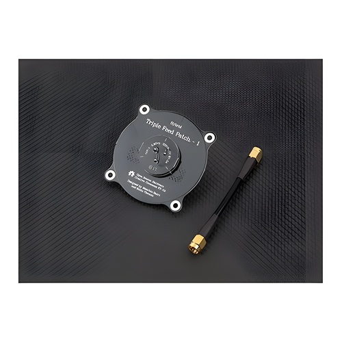 [���ܼ�] SRAN-026 [TR] Triple Feed Patch-1 5.8GHz 9.4dBi Directional Circular Polarized FPV (SMA Pin)