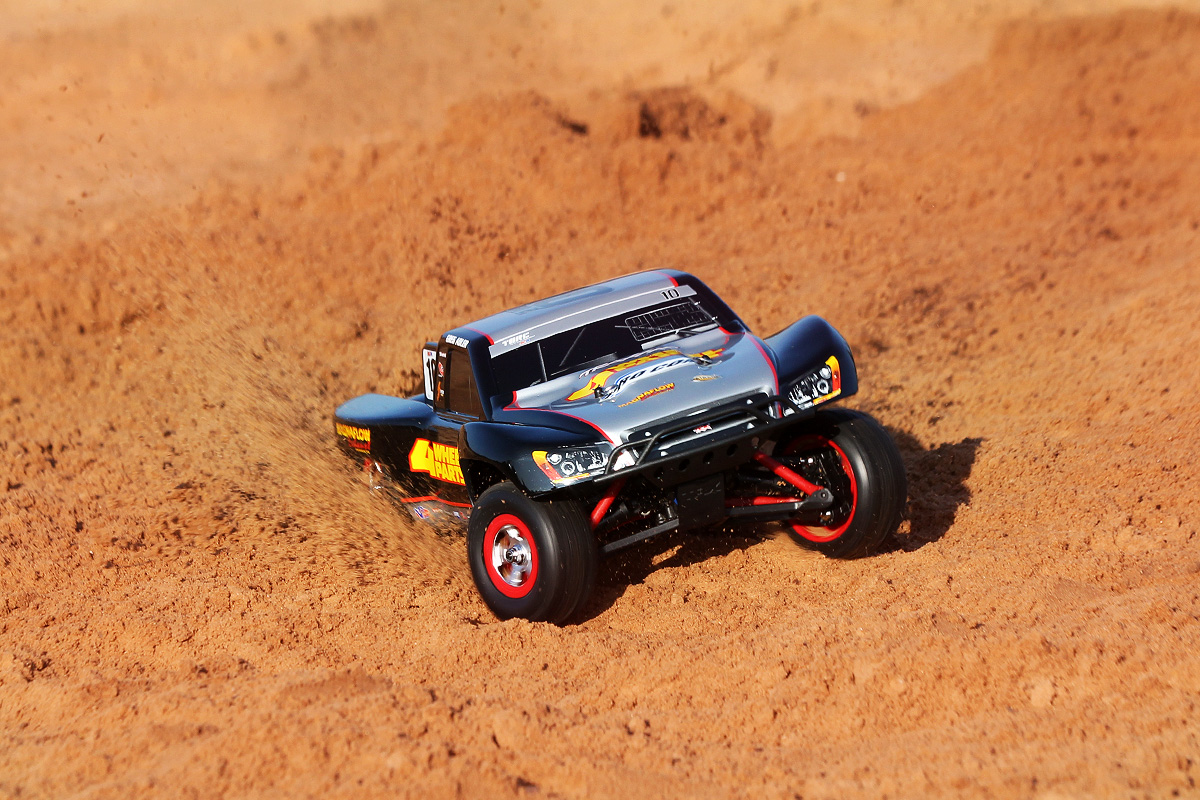 [���ܼ�] CB70054-1 [Traxxas] �̴� ������ 1/16 Slash 4X4 (Brushed)