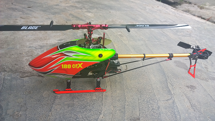 [ܼ] 180CFX999-BR [RAKONHELI]  CNC Landing Gear and Tail Fin Combo (Black-Red)  - Blade 180 CFX ɼ