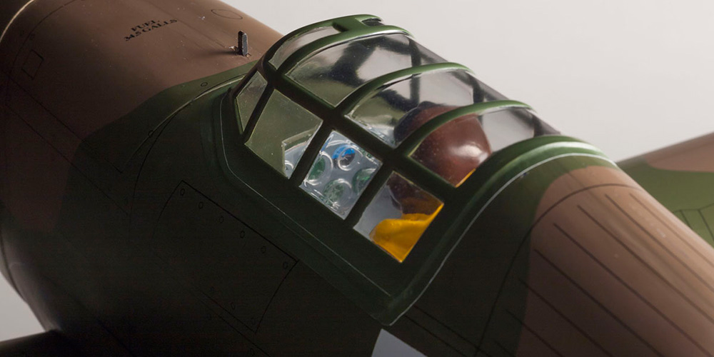 [���ܼ�] KY11871C [KYOSHO] SQS WARBIRD HAWKER HURRICANE GP50 ARF