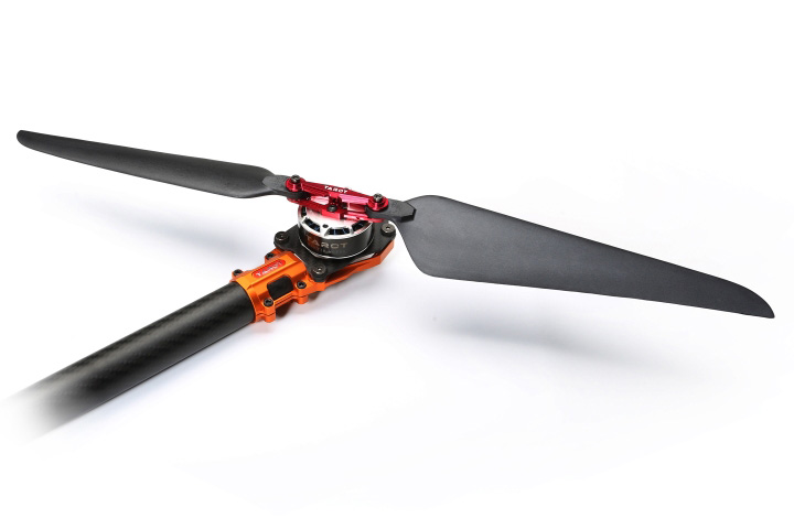 [ܼ] TL100D23 [TR] High Efficiency 18x6.5in Folding Prop (CCW)