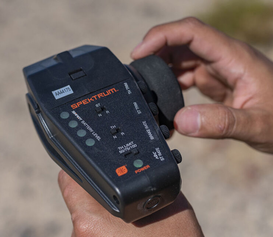 [���ܼ�] LOS05021T1 [Losi] �ν� 1/6 ���� ���� ���� 2.0 4WD ����Ʈ Ʈ�� AVC ���̷� ���� - ���͸�, ������ �ʿ�