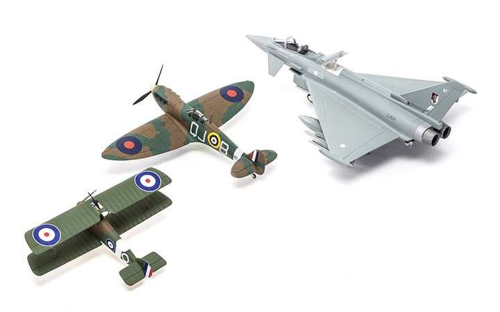 [ܼ] BB50181 [Airfix] BB50181 1/72 RAF Centenary Gift Set Sopwith Camel 2F.1/Supermarine Spitfire Mk.Ia/Eurofighter Typhoon F.Mk.2