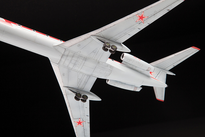 [ܼ] BZ7036 [Zvezda] BZ7036 1/144 TU-134 UBL Crusty-B