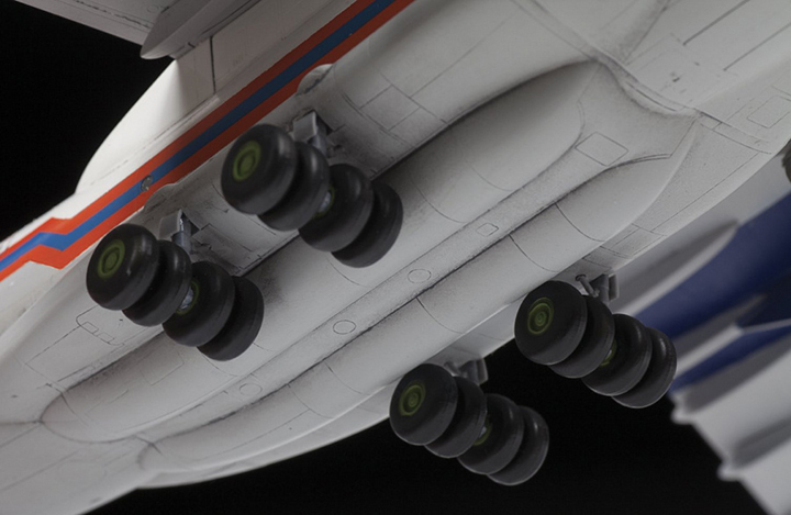 [ܼ] BZ7029 [Zvezda] BZ7029 1/144 Ilyushin IL-76TD Transport and Airdrop Aircraft