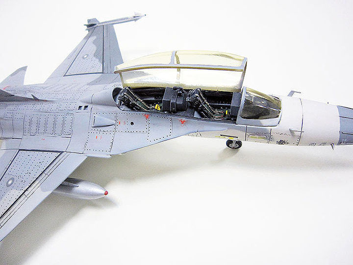 [���ܼ�] BFAR48109 [AFV CLUB] BFR48109 1/48 IDF F-CK-1D Chin Kuo-Double Seat