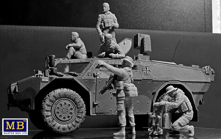 [ܼ] CM35195 [MasterBox] CM35195 1/35 Bundeswehr German Military Men, Present day- 