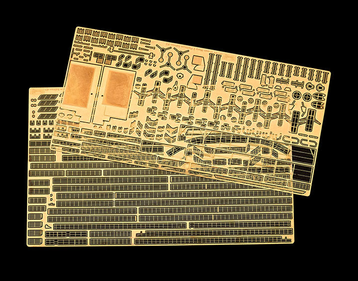 [ܼ] BV5199 [Revell Gmbh] BV5199 1/400 Queen Mary 2 - Platinum Edition