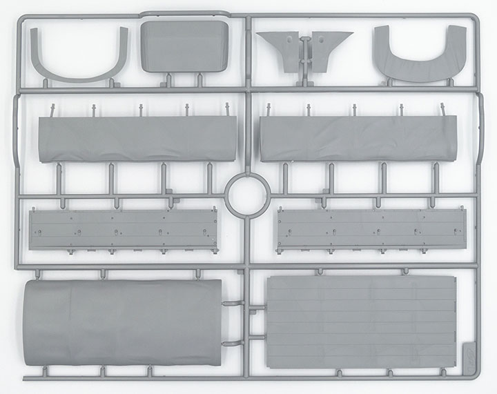 [ܼ] BICM35653 [ICM] BICM35653 1/35 Standard B Liberty w/ WWI US Drivers