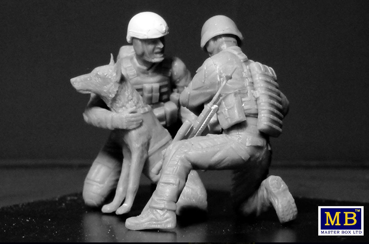 [ܼ] CM35181 [MasterBox] CM35181 1/35 No Soldier left behind - MWD Down