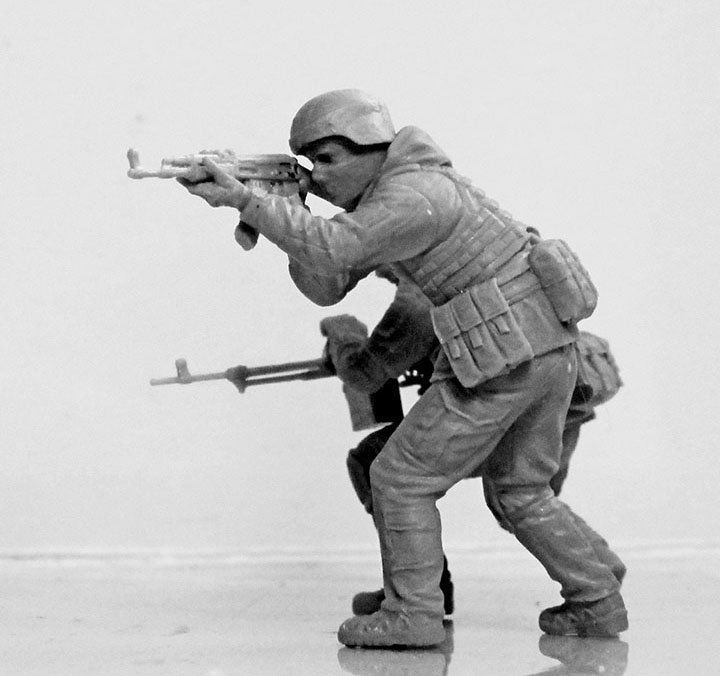 [ܼ] CM35225 [MasterBox] CM35225 1/35 Russian-Ukrainian War series, kit No 3. Defence of Kharkiv, March 2022