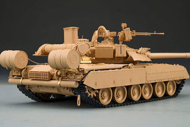 [���ܼ�] CRM5105 [RFM] CRM5105 1/35 T-80U Russian Main Battle Tank