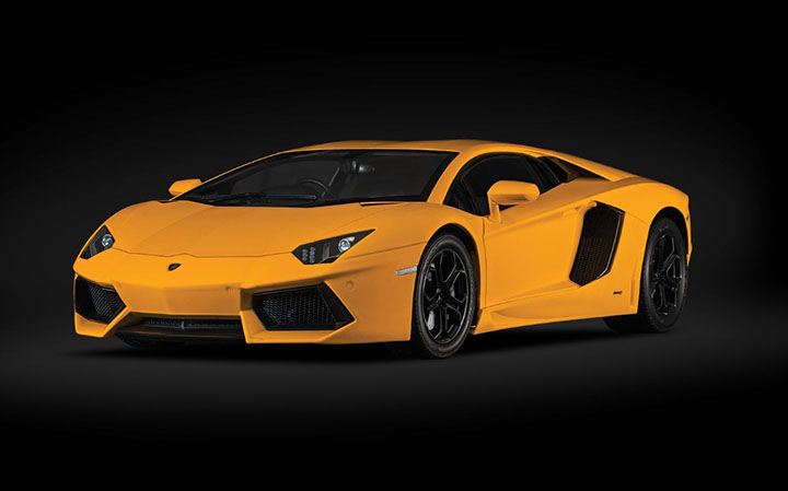 [���ܼ�] BBPHK119F [Pocher] BBPHK119F 1/8 Pocher Lamborghini Aventador - Yellow