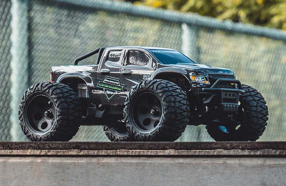 [ܼ] FMS12421BDRTRBU [ROC HOBBY] FMS 1/24 FMT24 Chevrolet Colorado Monster Truck RTR