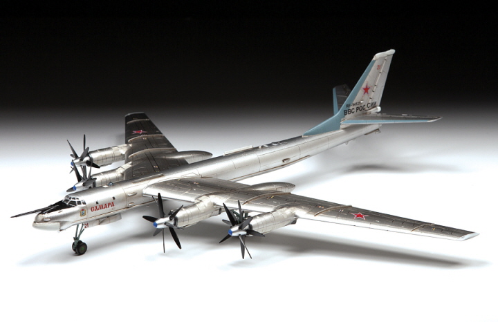 [ܼ] BZ7038 [Zvezda] BZ7038 1/144 Tu-95 Soviet Turboprop Strategic Bomber