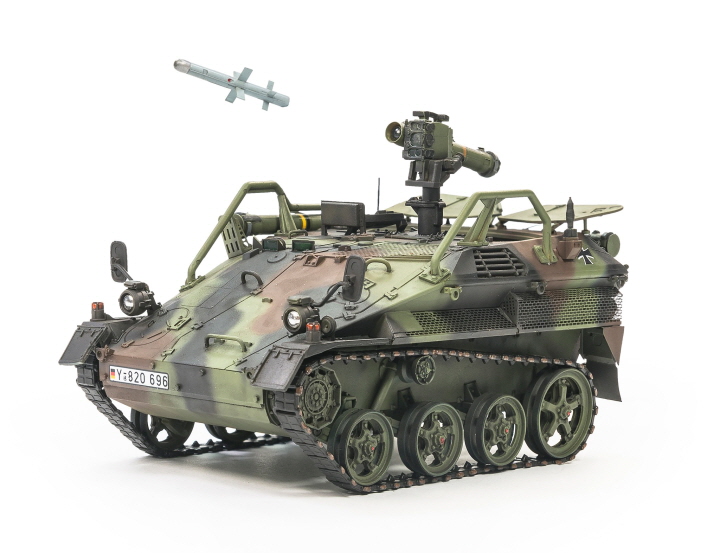 [���ܼ�] BF35352 [AFV CLUB] BF35352 1/35 Waffentrager Wiesel 1 MELLS airborne anti-tank armored