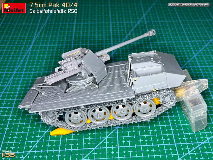 [ܼ] BE35483 [Miniart] BE35483 1/35 7.5cm Pak 40/4 Selbstfahrlafette RSO