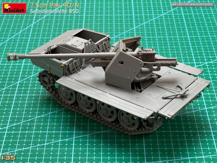 [ܼ] BE35483 [Miniart] BE35483 1/35 7.5cm Pak 40/4 Selbstfahrlafette RSO