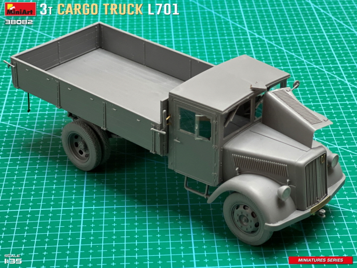 [ܼ] BE38082 [Miniart] BE38082 1/35 3t Cargo Truck L701