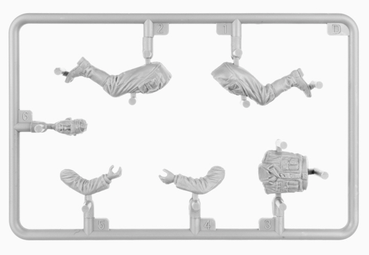 [ܼ] BE53030 [Miniart] BE53030 1/35 German Officers & Drivers