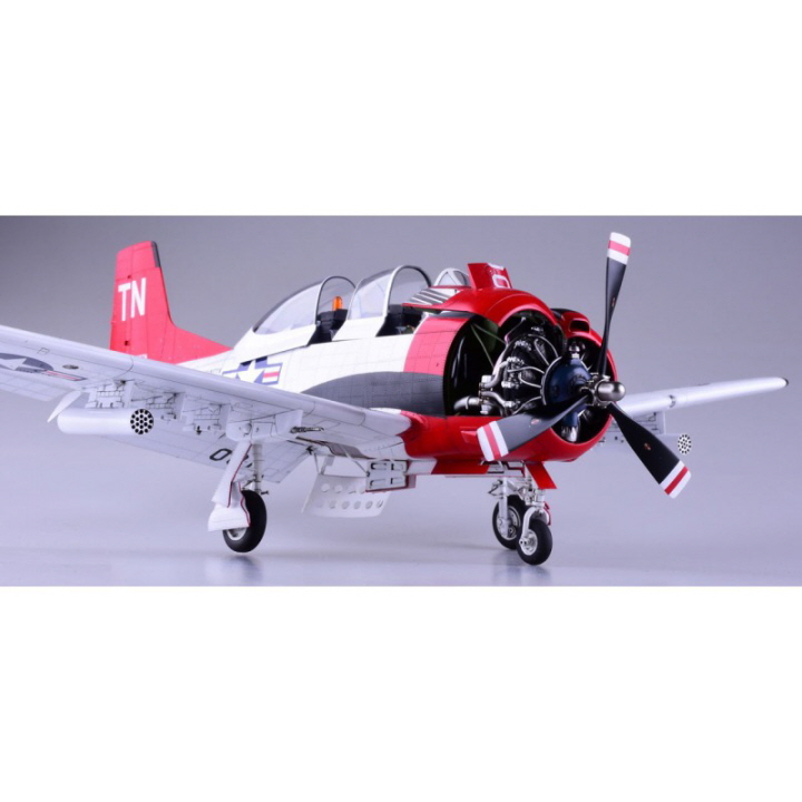 [���ܼ�] CZKH32015 [kitty Hawk] CZKH32015 1/32 T-28C Trojan